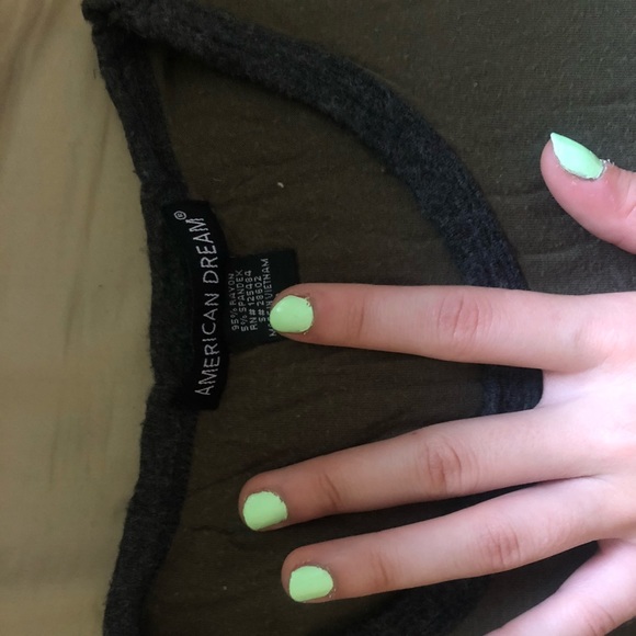 Tee - Picture 3 of 4